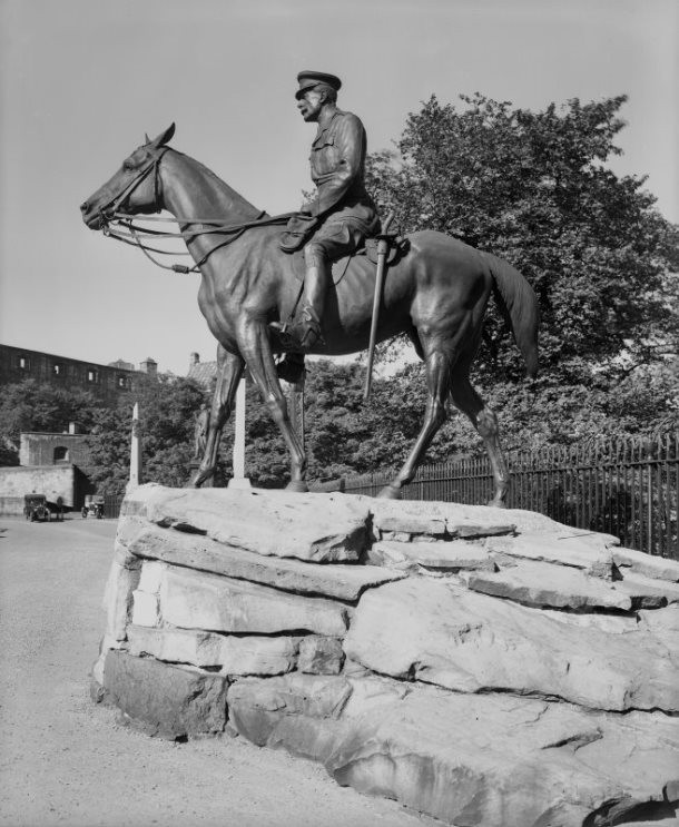 Sir Douglas Haig statue seen at Edinburgh Castle