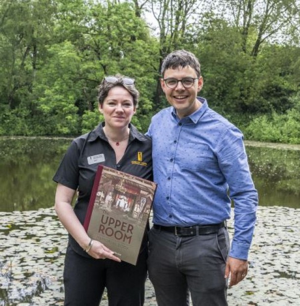 Kat Brogan, MTI Guide & MD, with Simon Lougie, Manager of Talbot House at Pool of Peace. Image credit Eric Compernolle